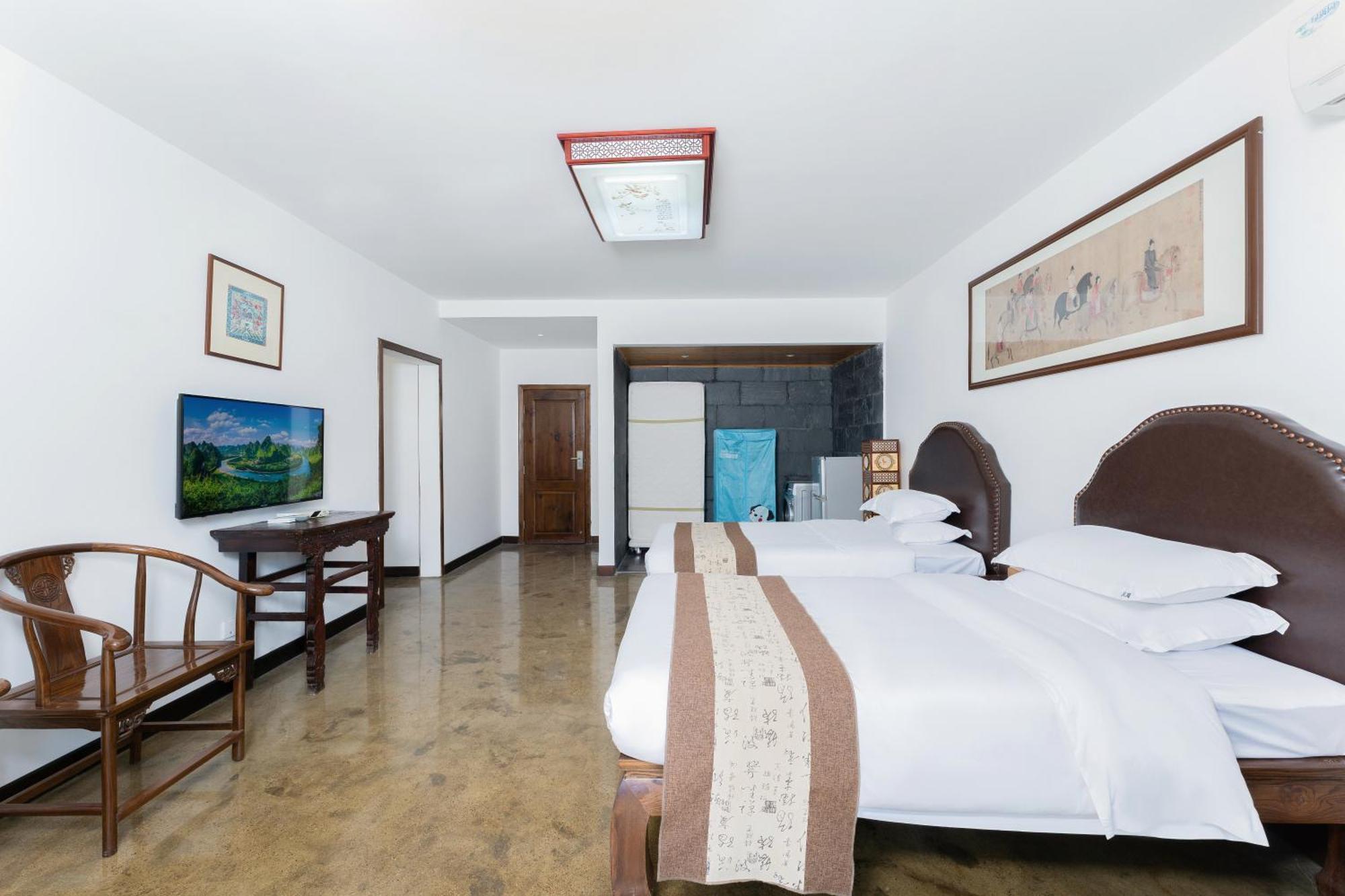 Leisure Courtyard Hotel Yangshuo-Free Shuttle Bus To Yangshuo Station Stay 2 Nights One Way Екстер'єр фото